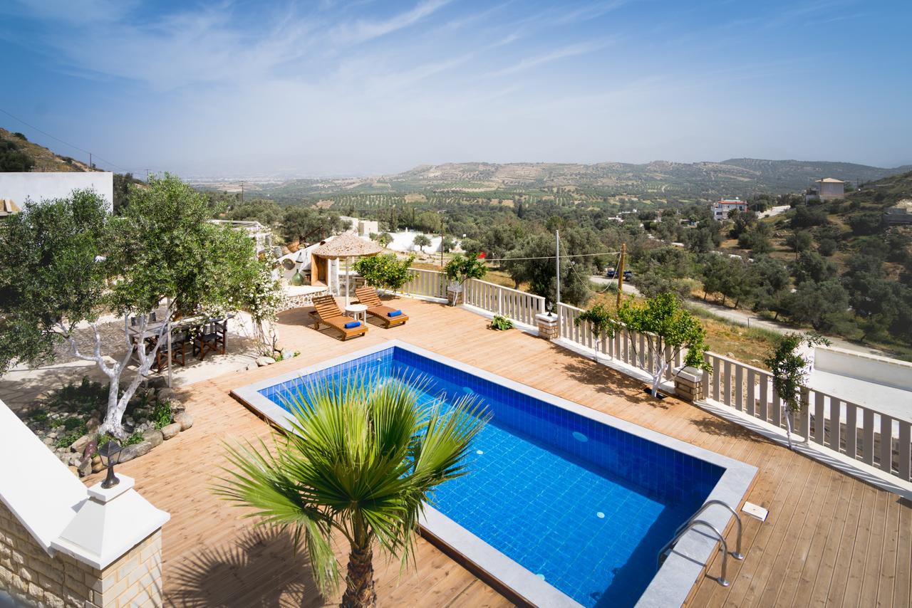 Aristidis Country Villa-Anesis Kamilari Exterior photo